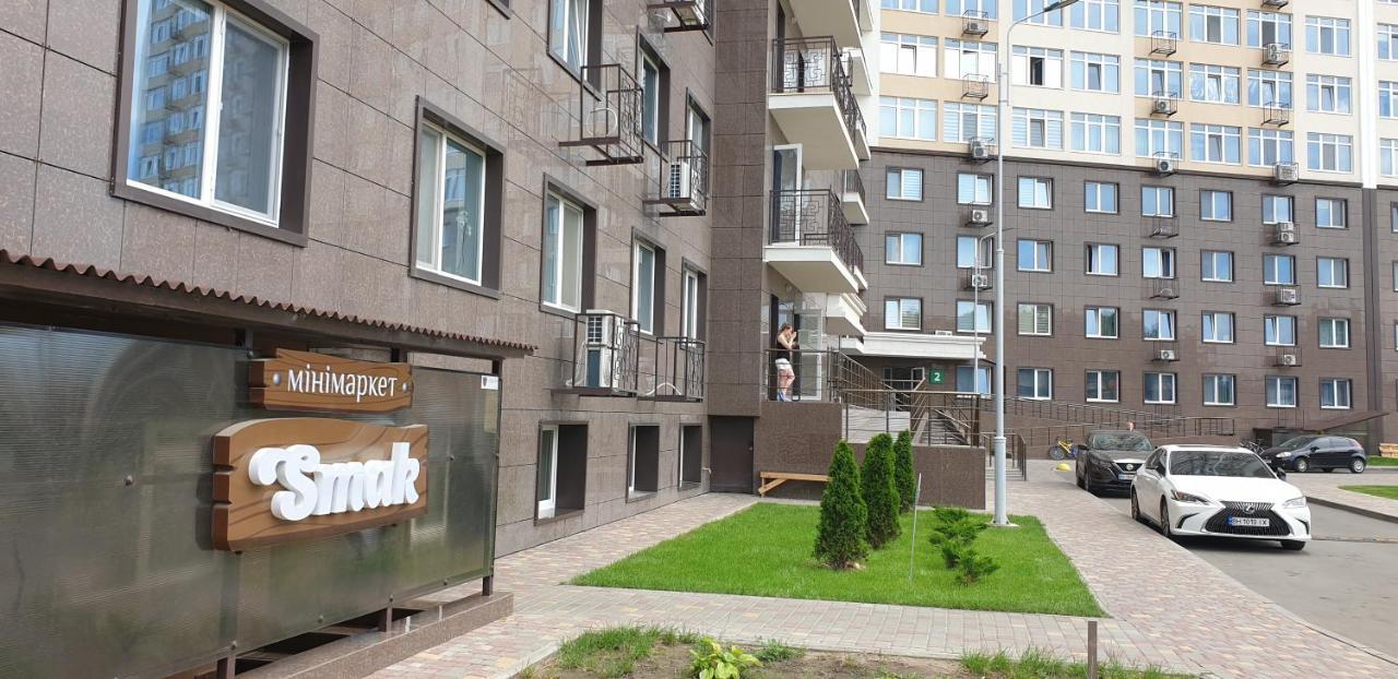 Apartment Sky 24 Floor In Centre أوديسا المظهر الخارجي الصورة
