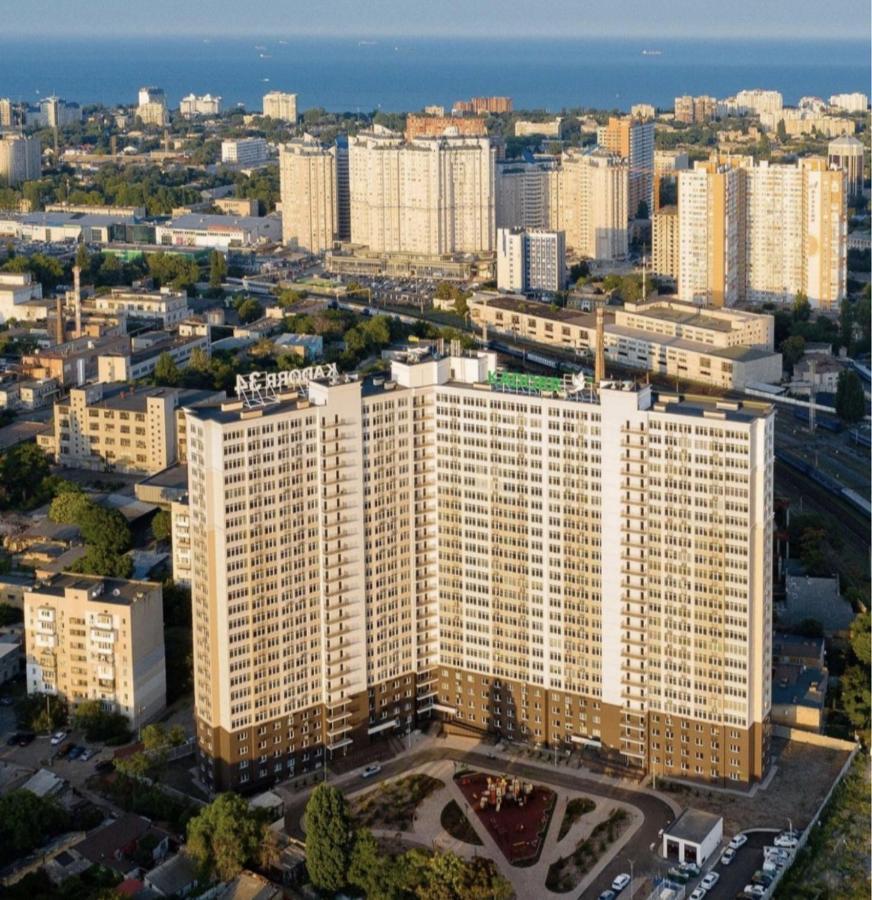 Apartment Sky 24 Floor In Centre أوديسا المظهر الخارجي الصورة